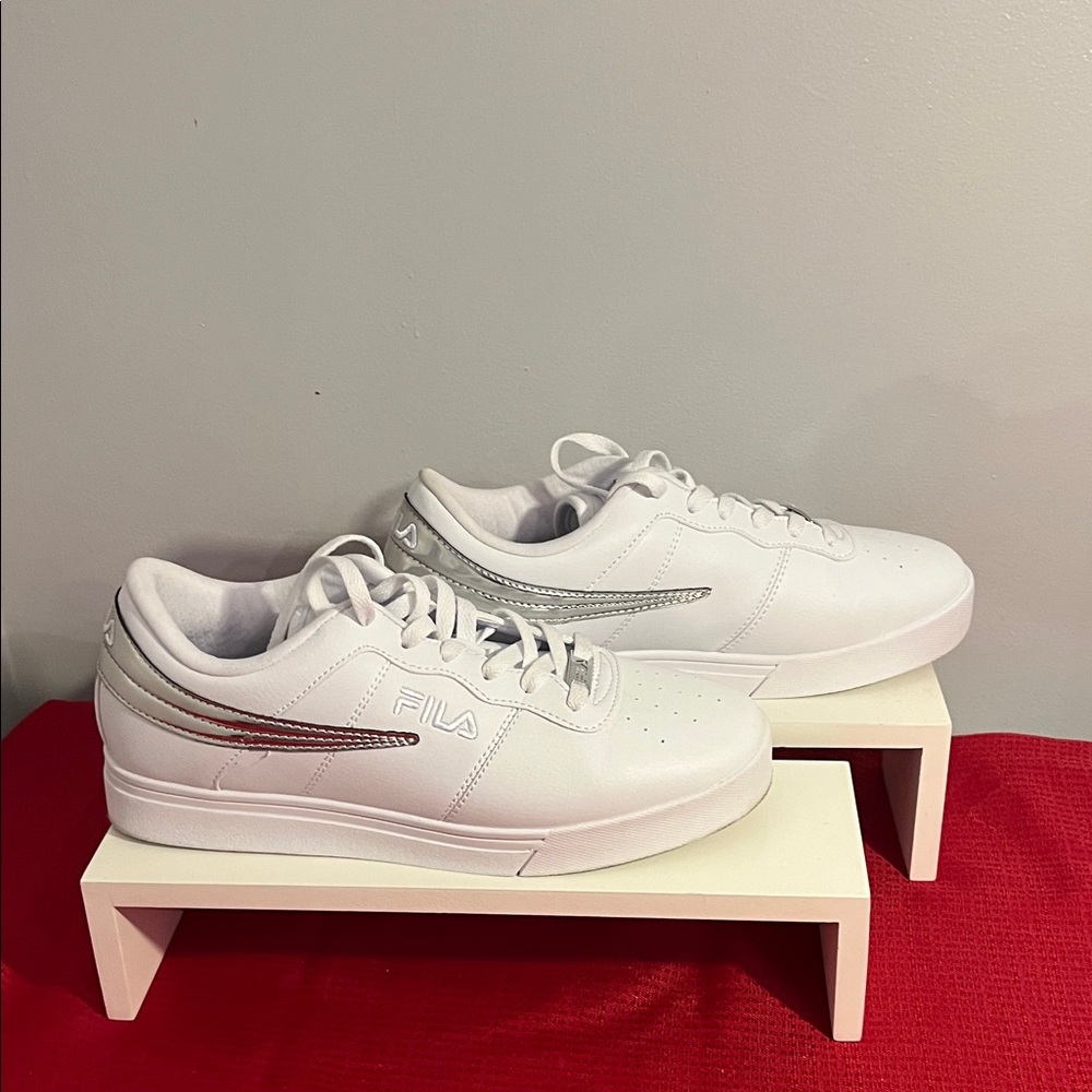 Fila Women’s White and Silver Sneakers